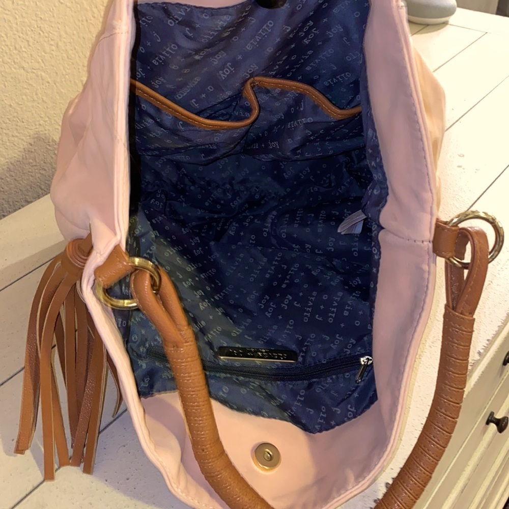 Olivia + Joy peach & brown shoulder bag zip pocket - Picture 6 of 9
